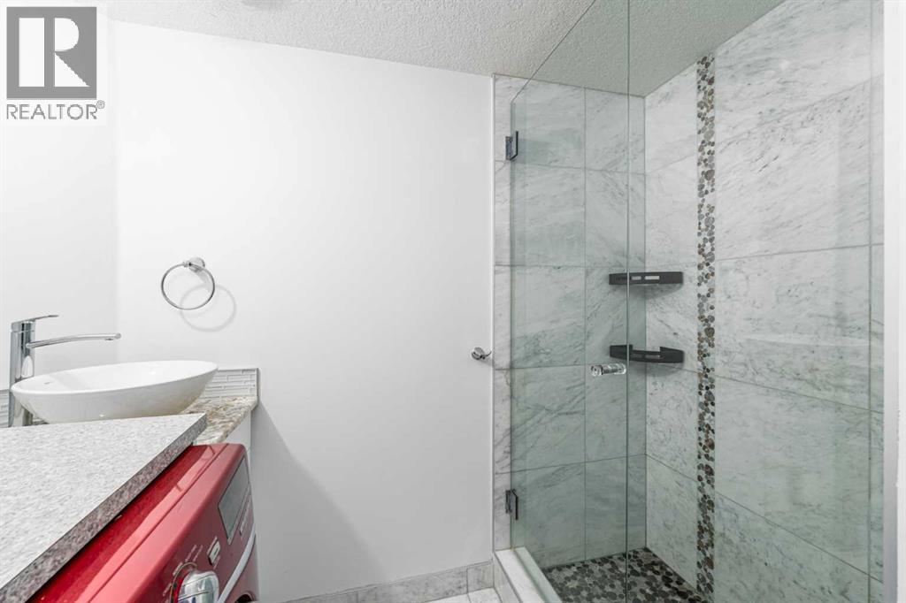5503 Strathcona Hill Sw, Calgary, Alberta  T3H 1S2 - Photo 29 - A2284461