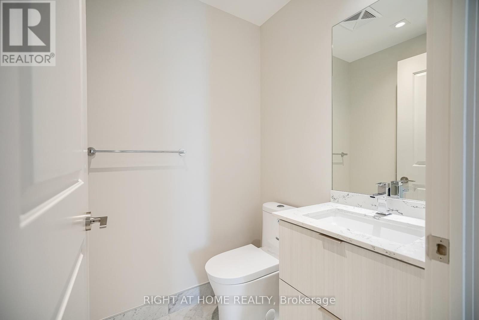 Lph-10 - 50 Wellesley Street E, Toronto, Ontario  M4Y 1G2 - Photo 21 - C12777056