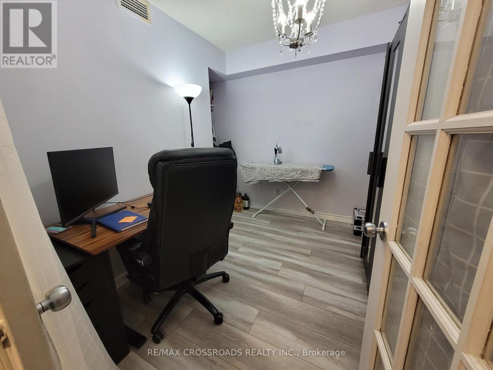 1612 - 3 Rean Drive, Toronto, Ontario  M2K 3C2 - Photo 11 - C12777084