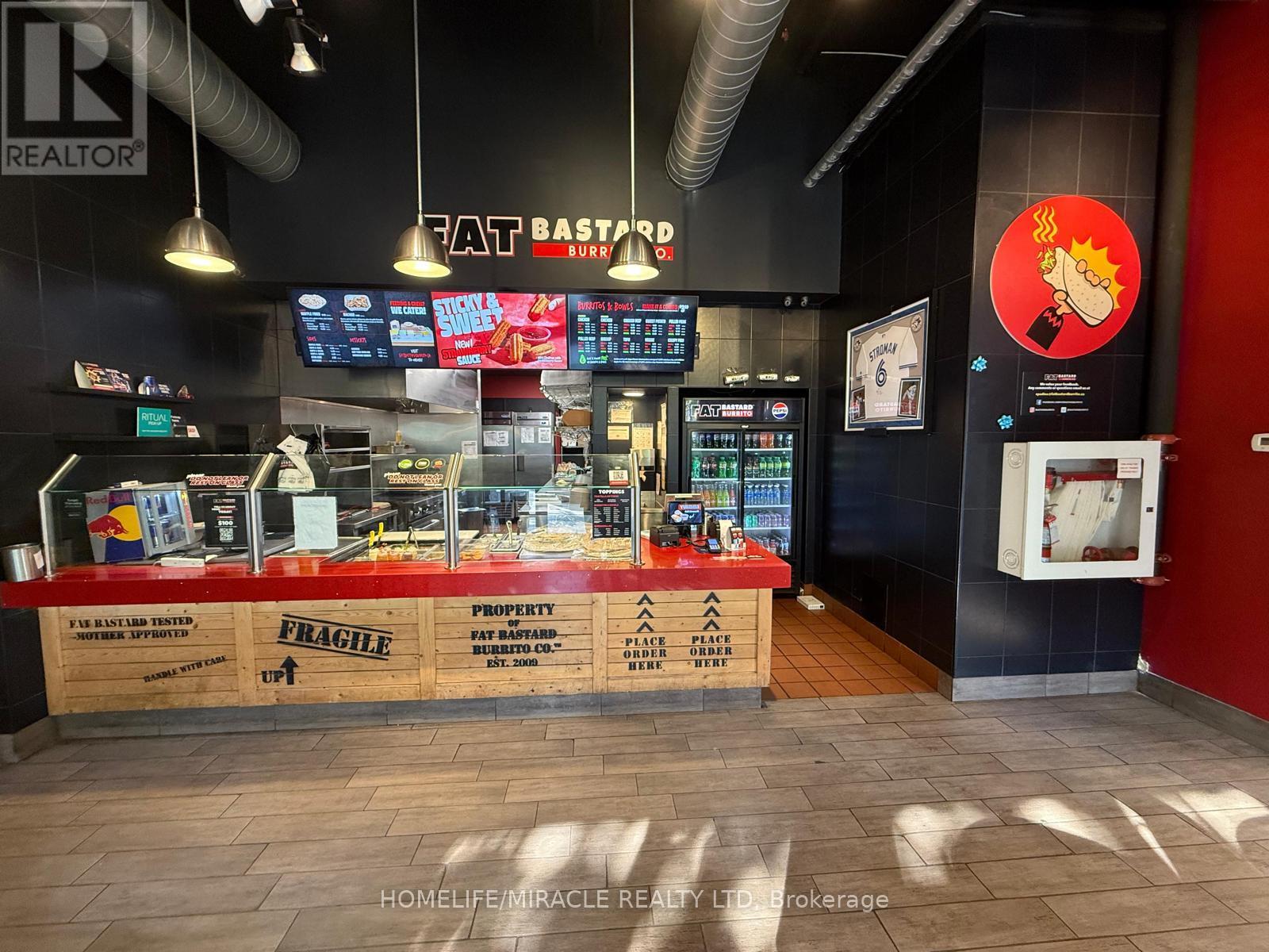 11 Spadina Avenue, Toronto, Ontario  M5V 3X8 - Photo 2 - C12777088