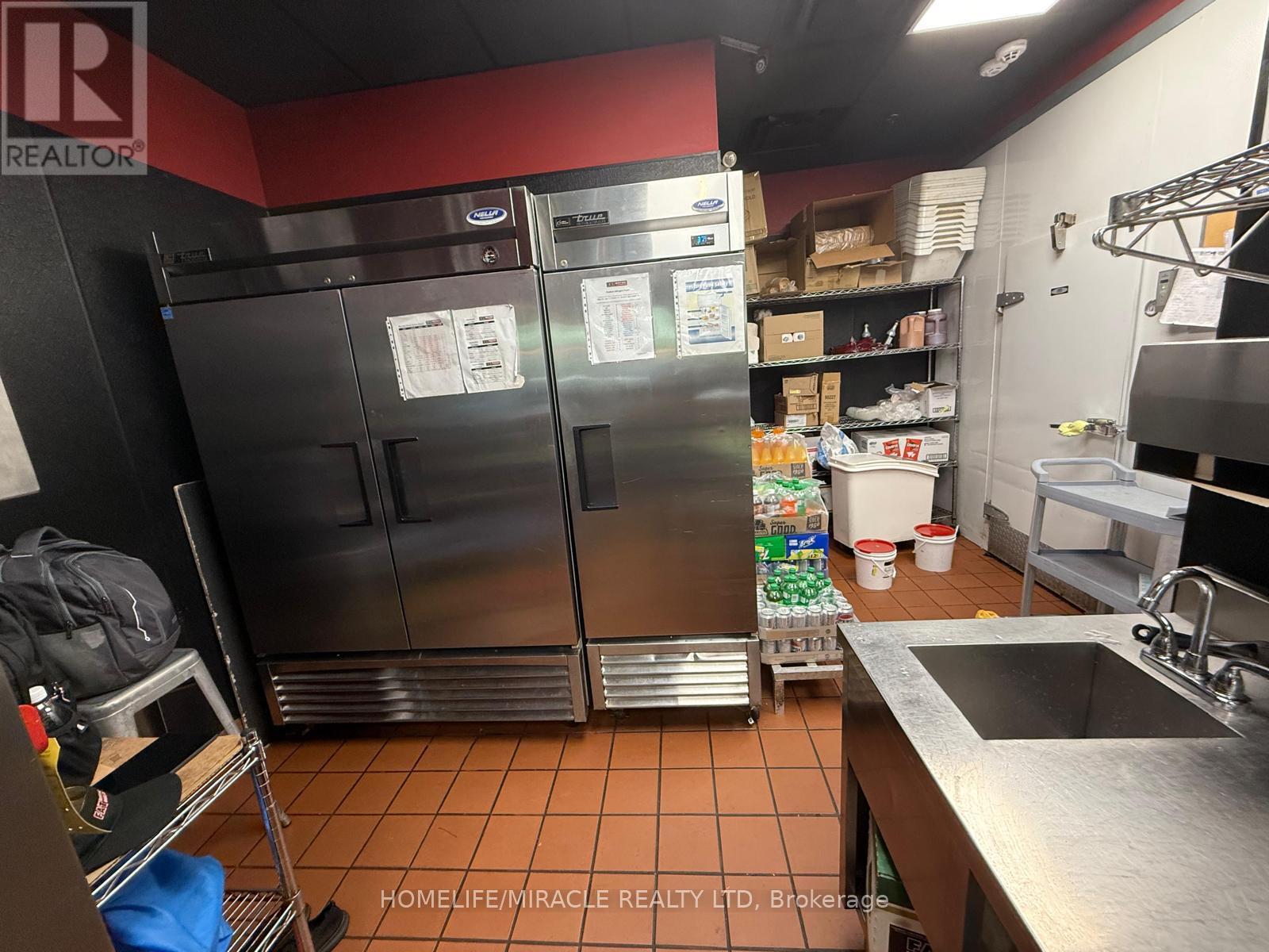 11 Spadina Avenue, Toronto, Ontario  M5V 3X8 - Photo 6 - C12777088