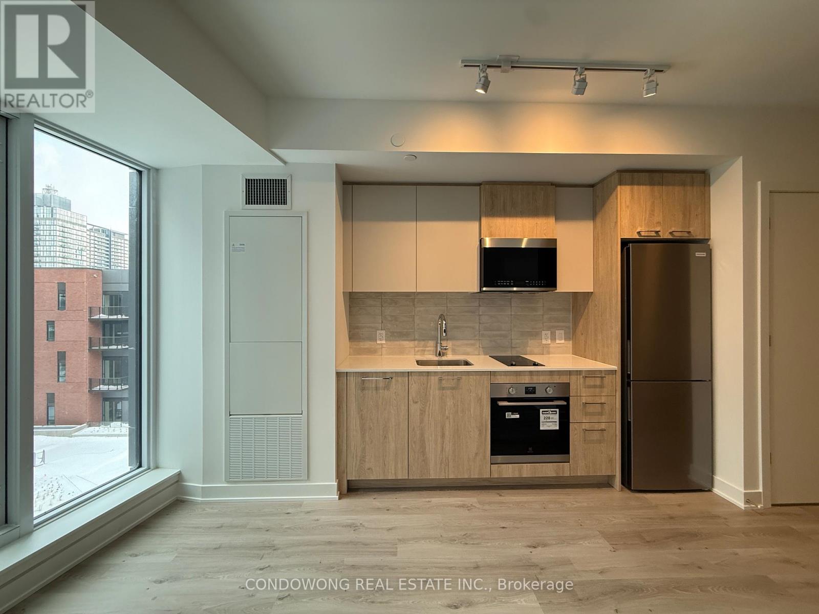 536 - 30 Dreamers Way, Toronto, Ontario  M5A 0Y7 - Photo 2 - C12777108