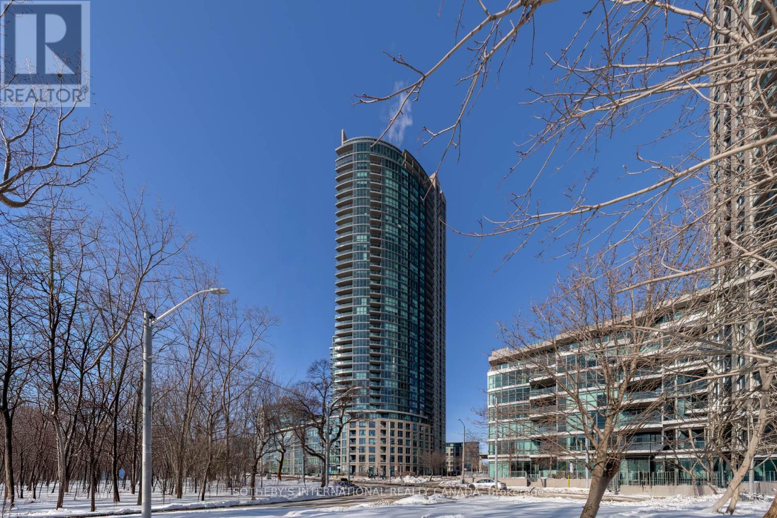 3311 - 219 Fort York Boulevard, Toronto, Ontario  M5V 1B1 - Photo 2 - C12777172