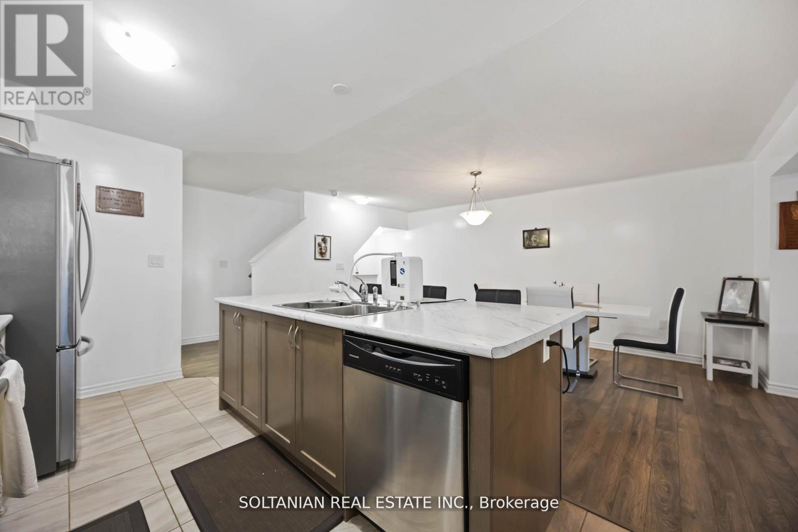 1103 Silk Street, Pickering, Ontario  L1X 0E8 - Photo 16 - E12777130