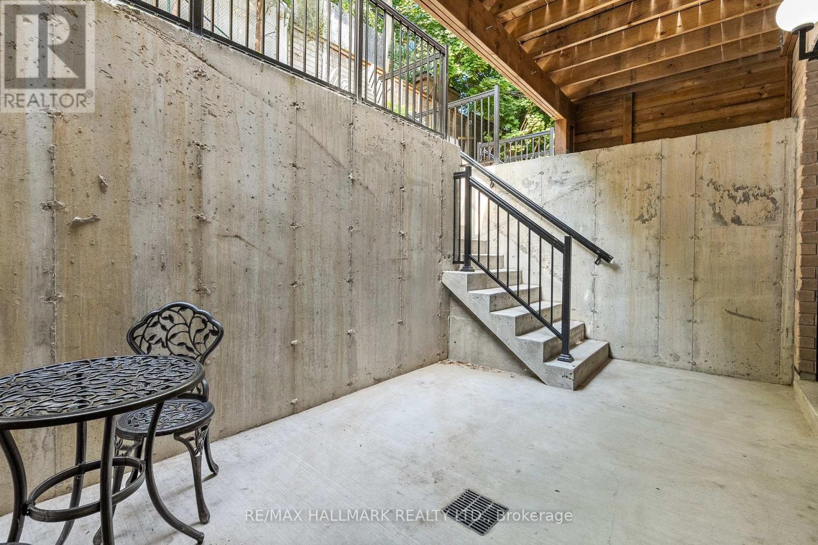 12 Glenside Avenue, Toronto, Ontario  M4L 2T5 - Photo 21 - E12777178