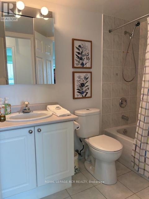 425 - 3 Ellesmere Street, Richmond Hill, Ontario  L4B 4N2 - Photo 19 - N12777106