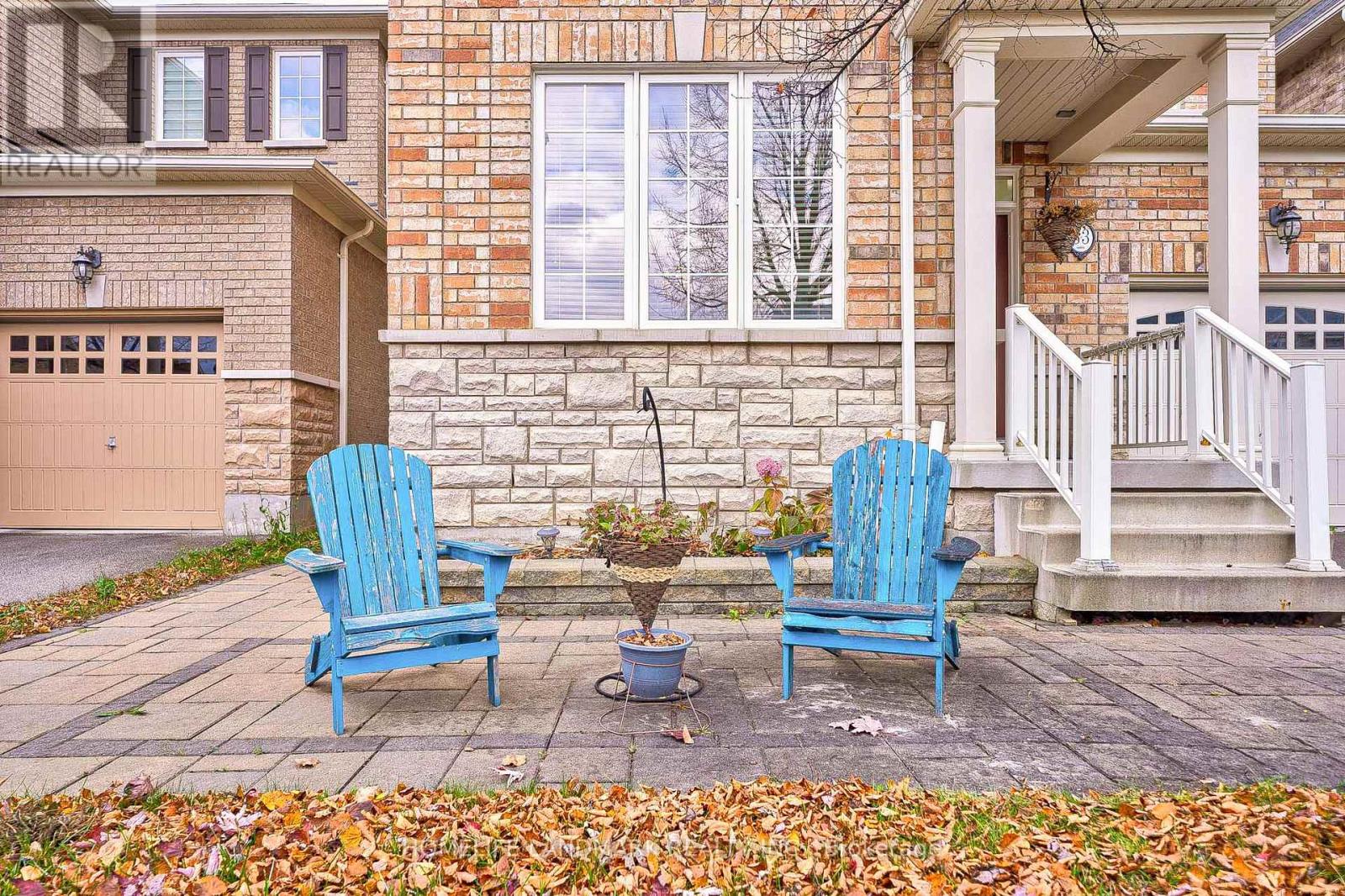 83 Hawksbury Road, Markham, Ontario  L6E 0E8 - Photo 3 - N12777128