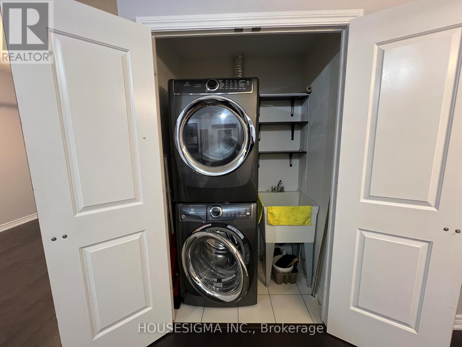 406 - 9245 Jane Street, Vaughan, Ontario  L6A 0J9 - Photo 5 - N12777162