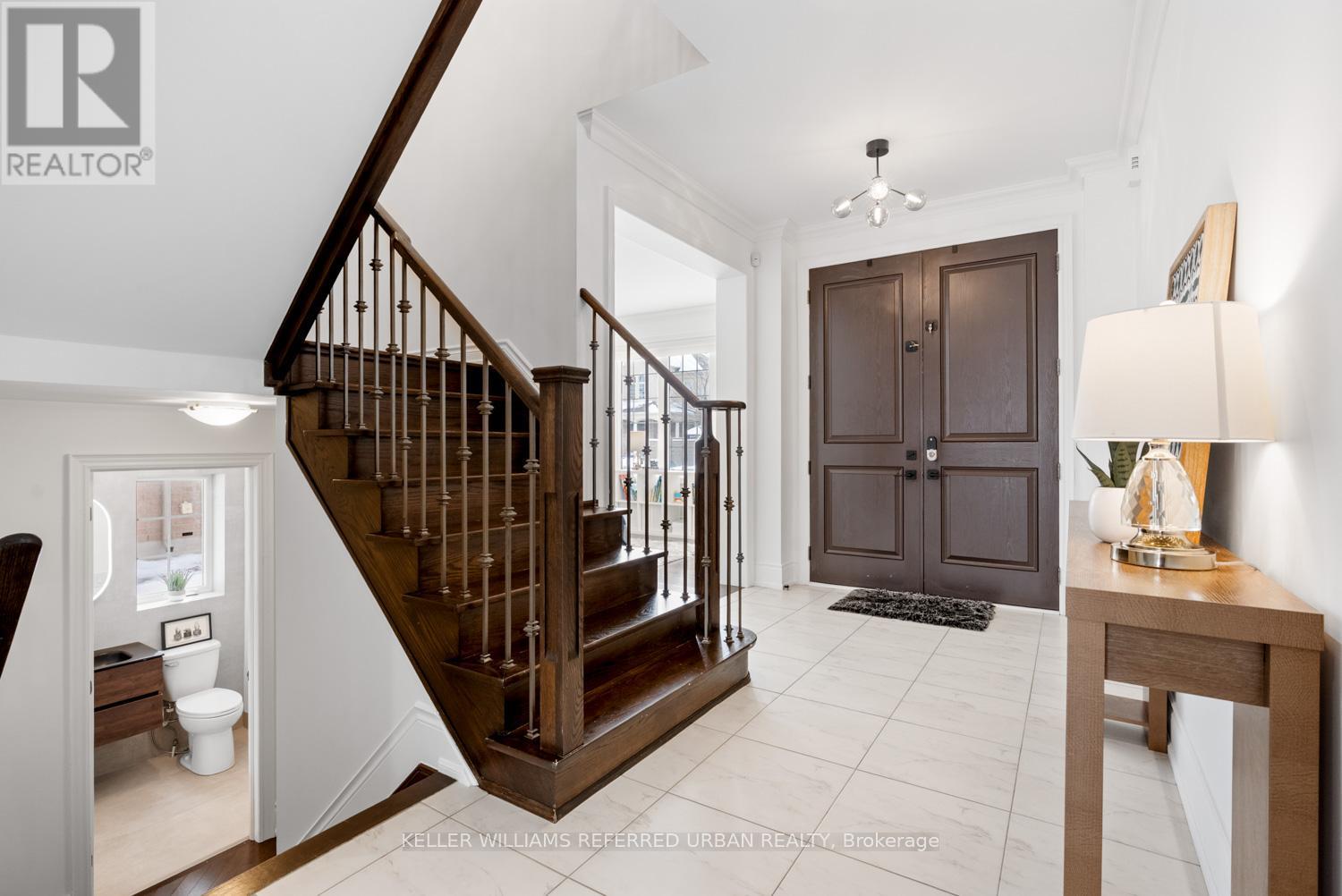 17 Bighorn Trail, King, Ontario  L7B 0A5 - Photo 4 - N12777210