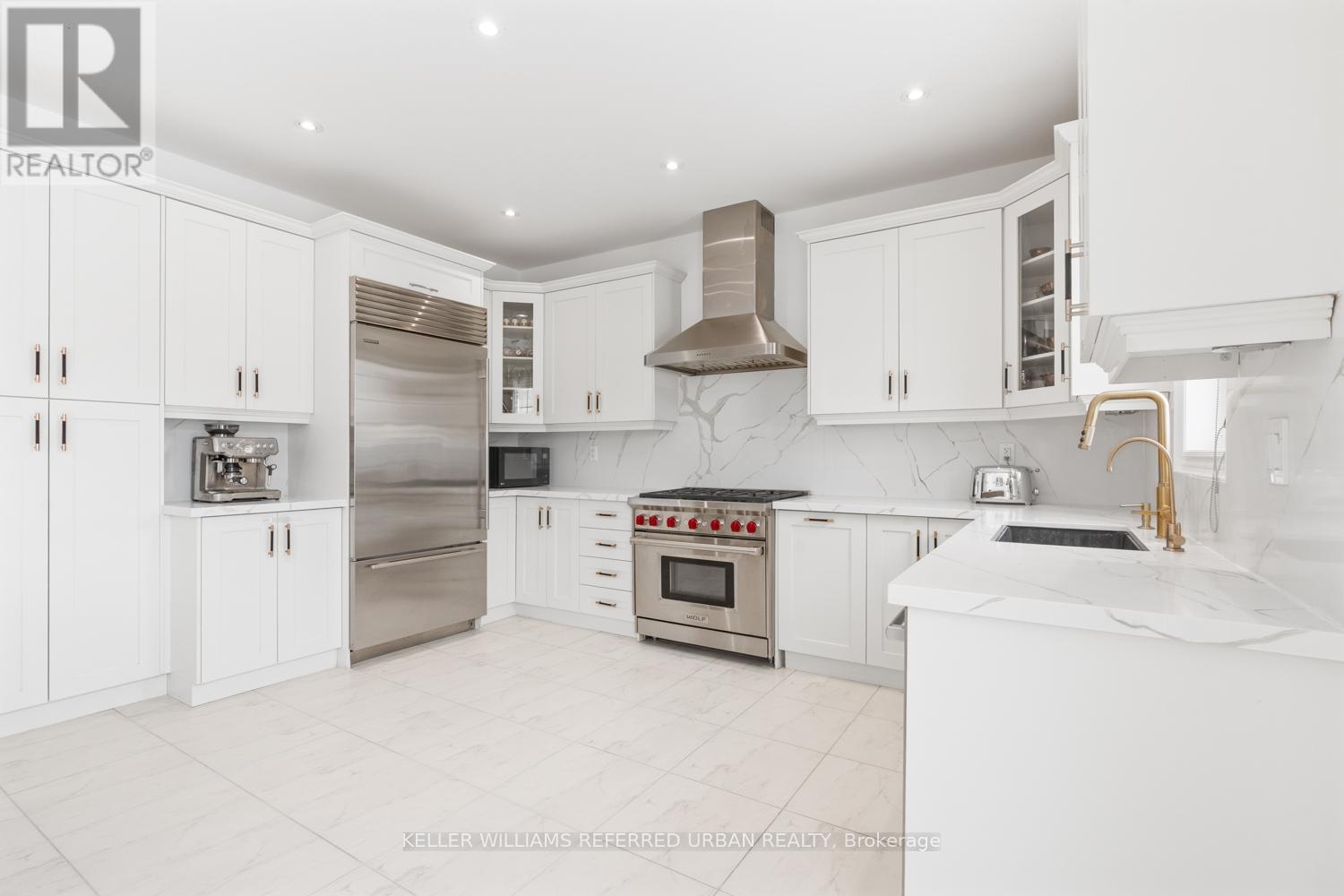 17 Bighorn Trail, King, Ontario  L7B 0A5 - Photo 9 - N12777210