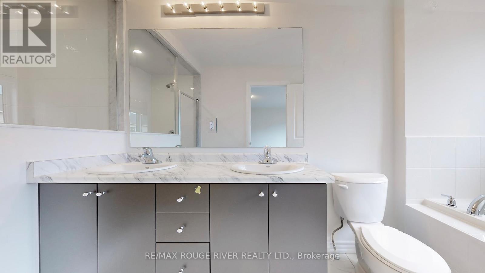 15 Prudhoe Terrace, Barrie, Ontario  L9J 0W2 - Photo 20 - S12777032