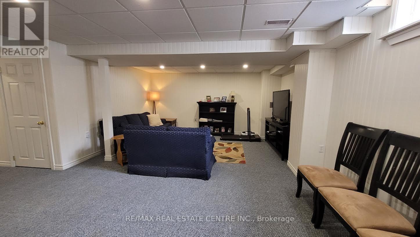 10 - 130 Robert Street, Milton, Ontario  L9T 6E3 - Photo 28 - W12759928