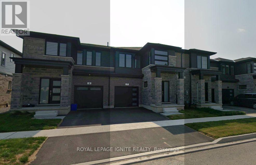 7 SAFFRON WAY, Pelham, Ontario