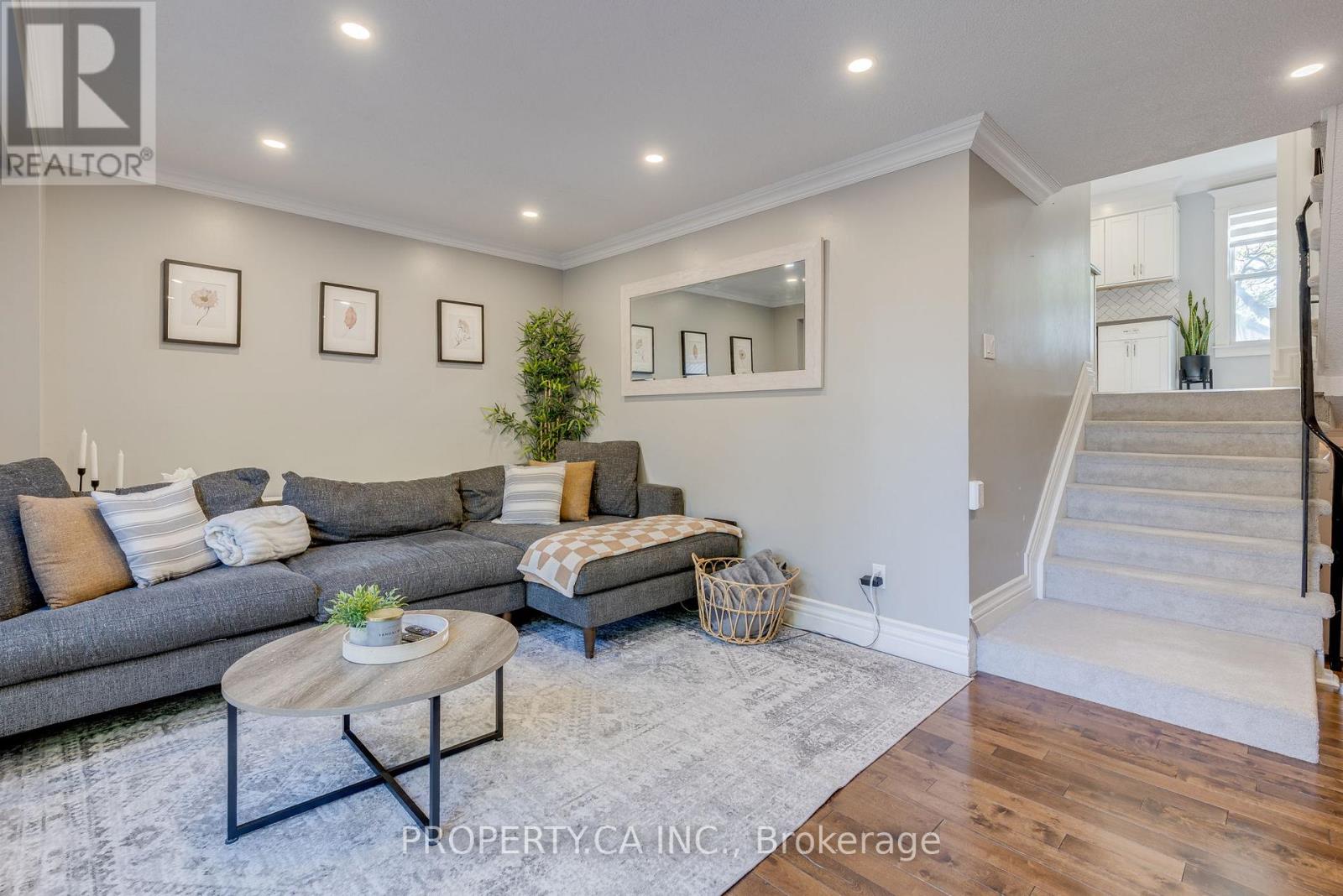 45 - 235 Bronte Street S, Milton, Ontario  L9T 3V8 - Photo 5 - W12777052