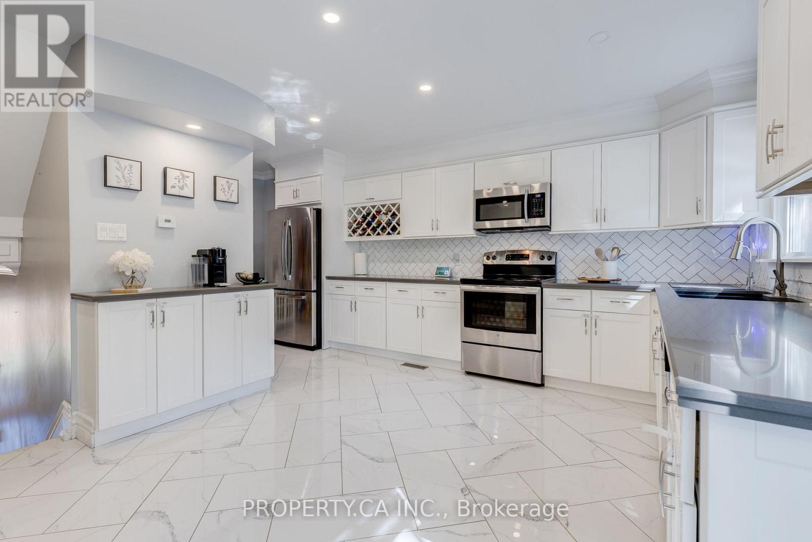 45 - 235 Bronte Street S, Milton, Ontario  L9T 3V8 - Photo 7 - W12777052