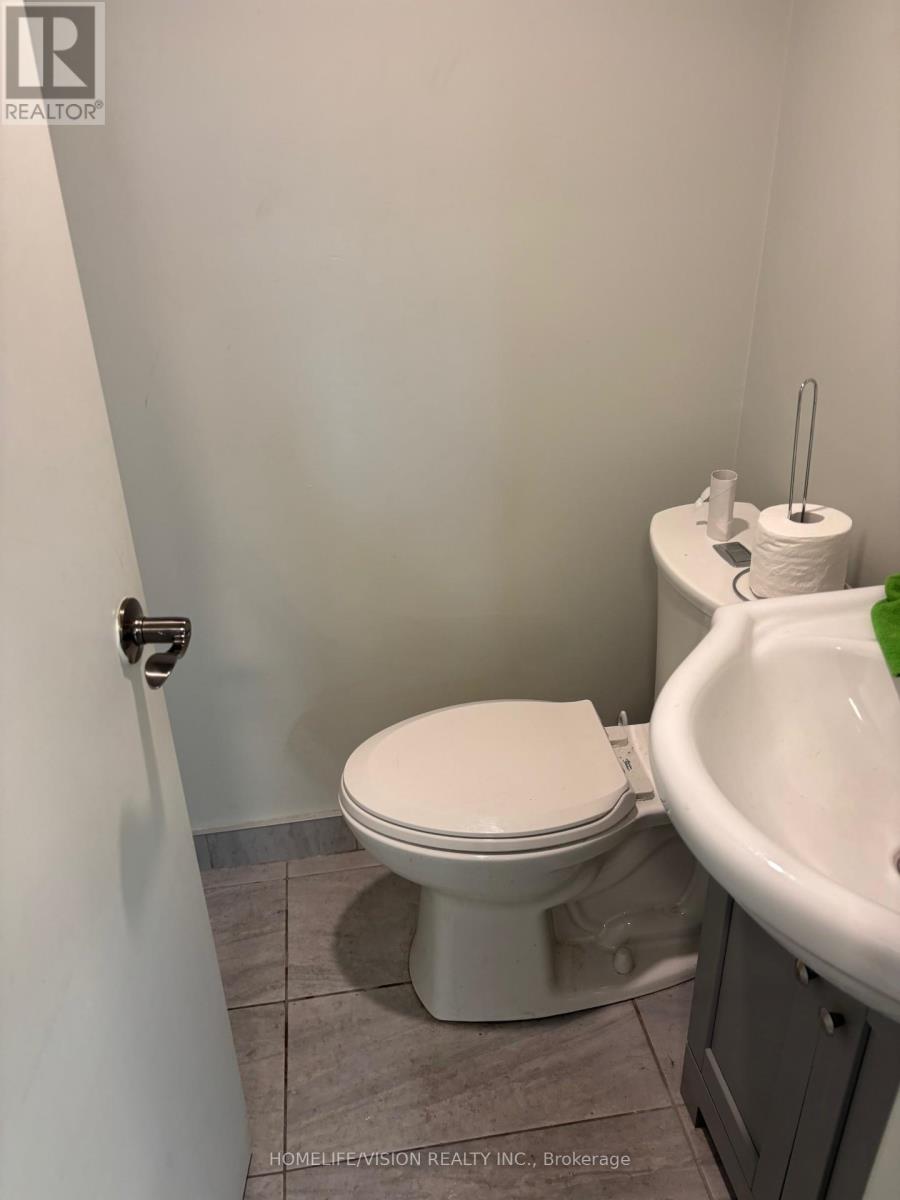 1285 Weston Road, Toronto, Ontario  M6M 4R2 - Photo 7 - W12777086