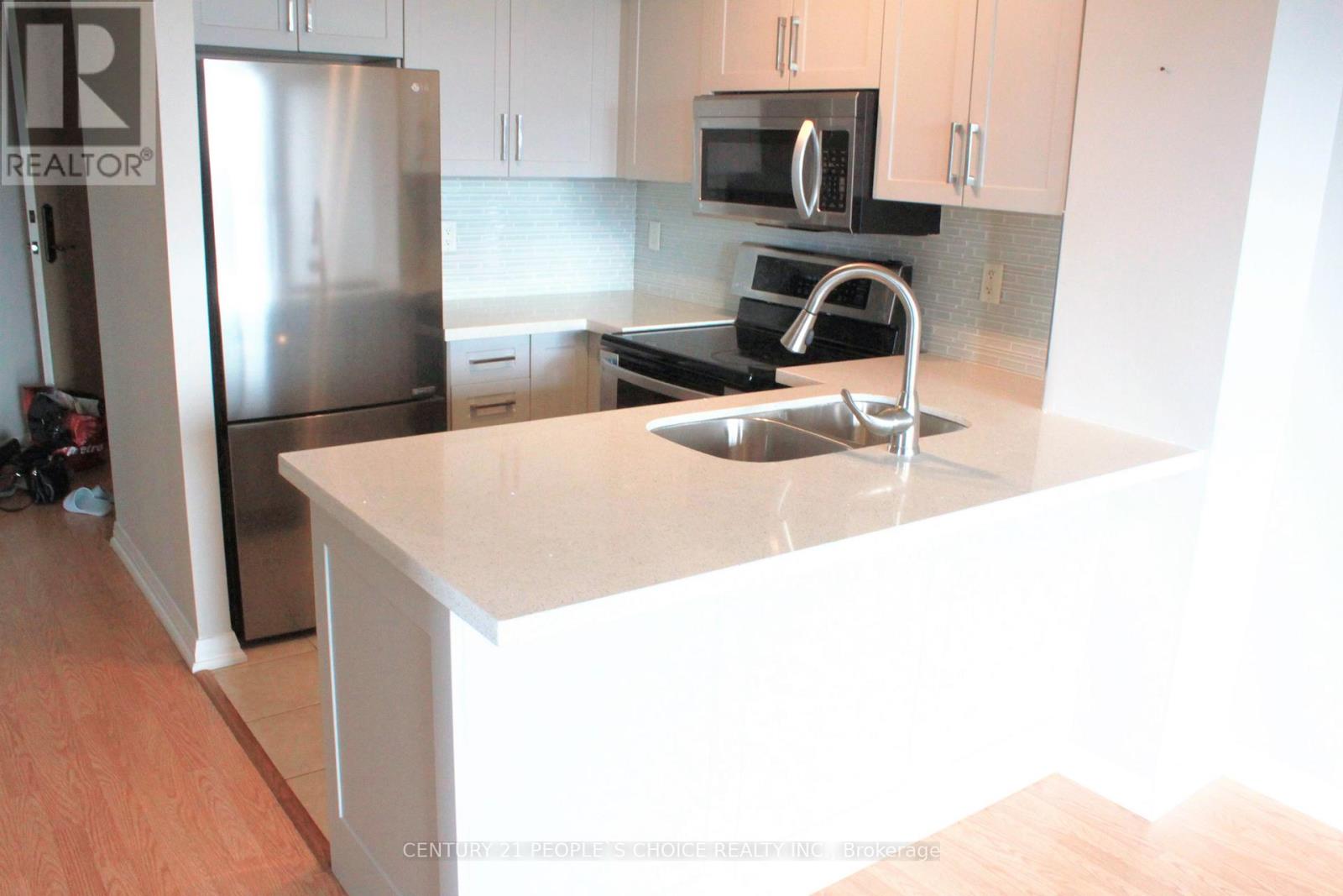 1505 - 220 Forum Drive, Mississauga (Hurontario), Ontario  L4Z 4K1 - Photo 5 - W12777158