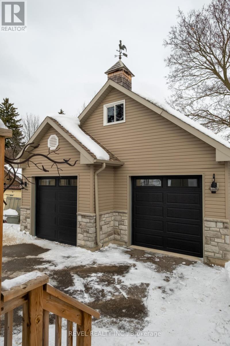 104 Charles Street, Halton Hills, Ontario  L7G 2M9 - Photo 37 - W12777184