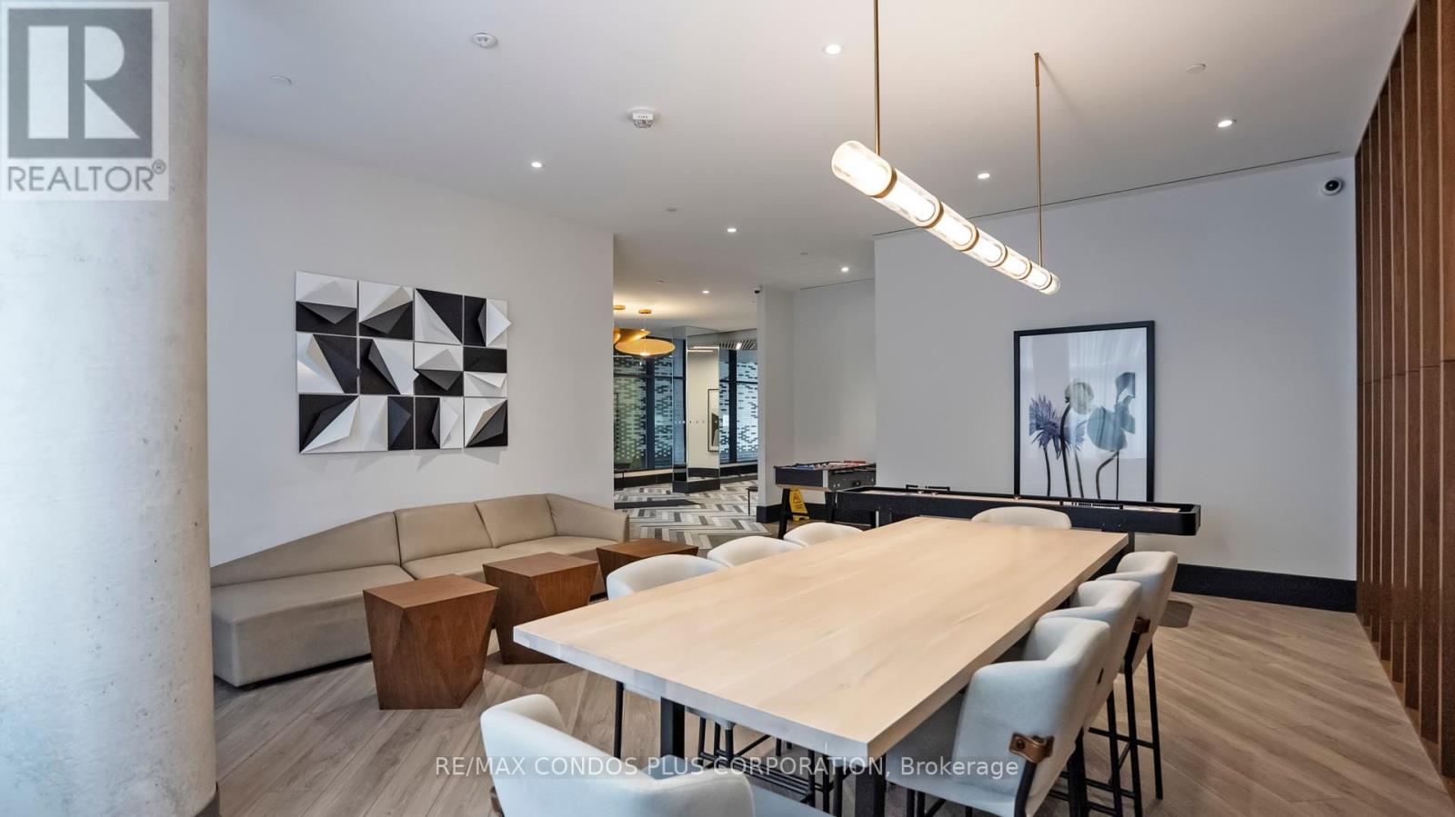 402 - 1808 St Clair Avenue W, Toronto, Ontario  M6N 0C1 - Photo 33 - W12777206