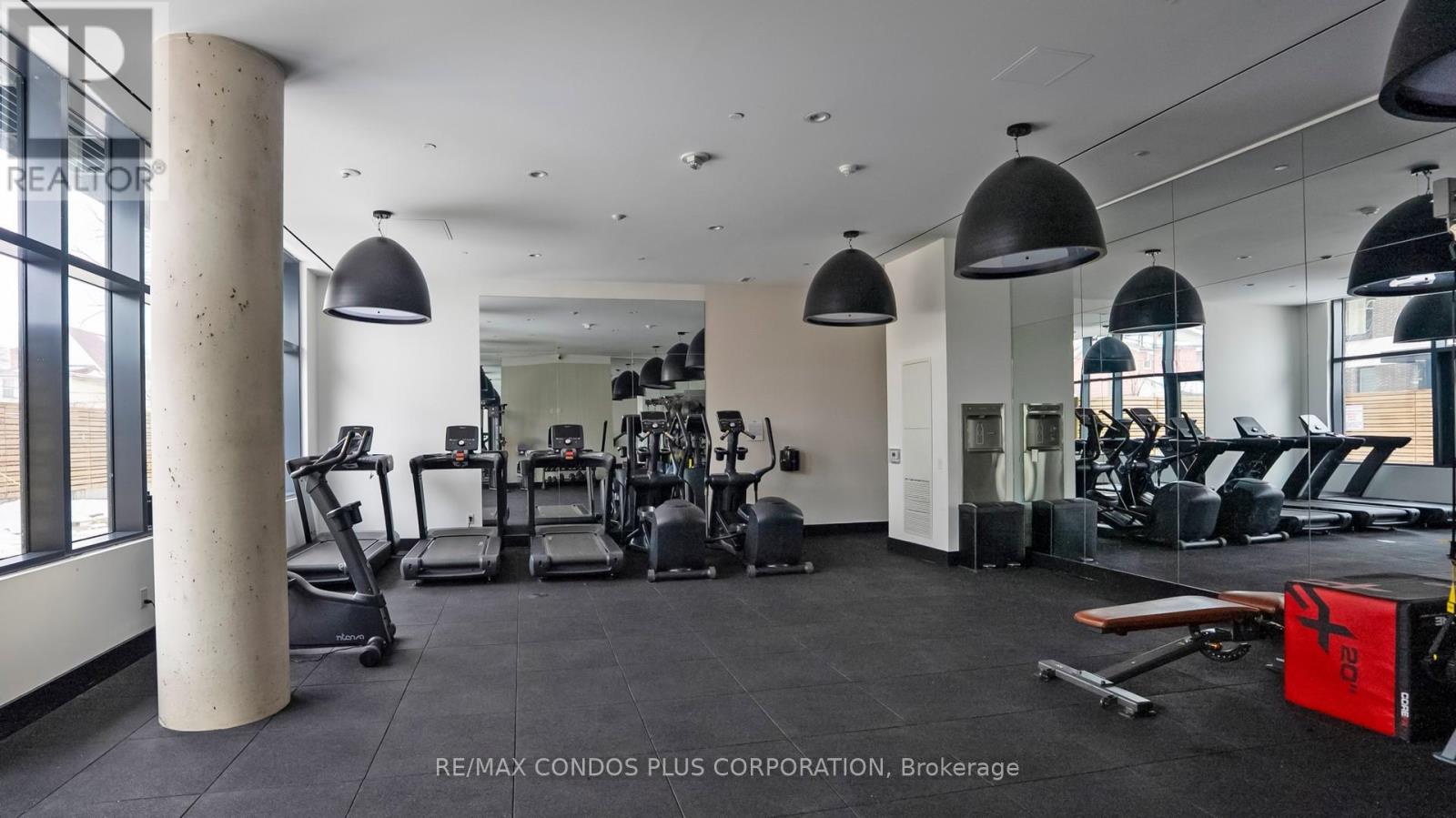 402 - 1808 St Clair Avenue W, Toronto, Ontario  M6N 0C1 - Photo 36 - W12777206