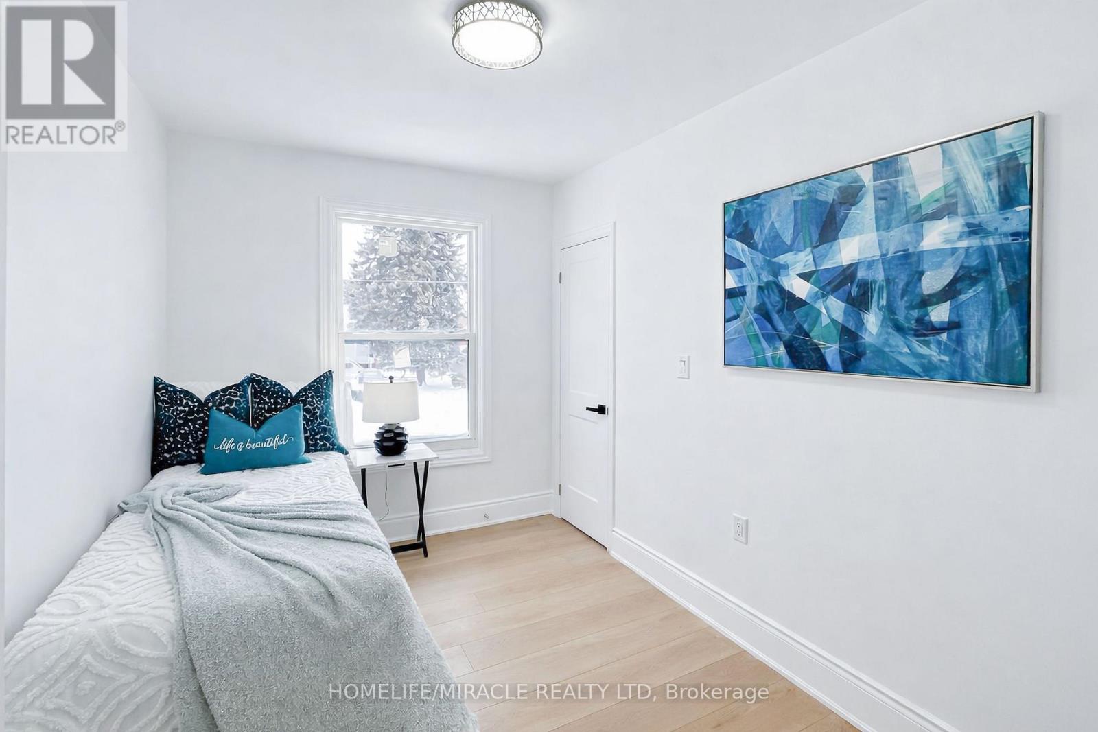 1223 York Street, London East (East L), Ontario  N5W 2V1 - Photo 15 - X12776998