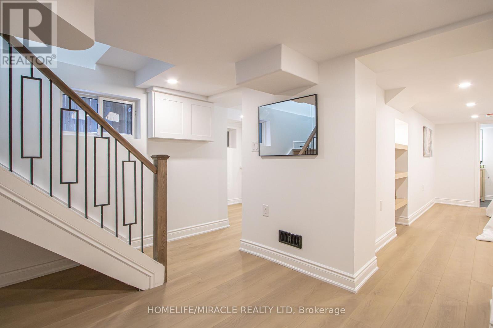 1223 York Street, London East (East L), Ontario  N5W 2V1 - Photo 19 - X12776998