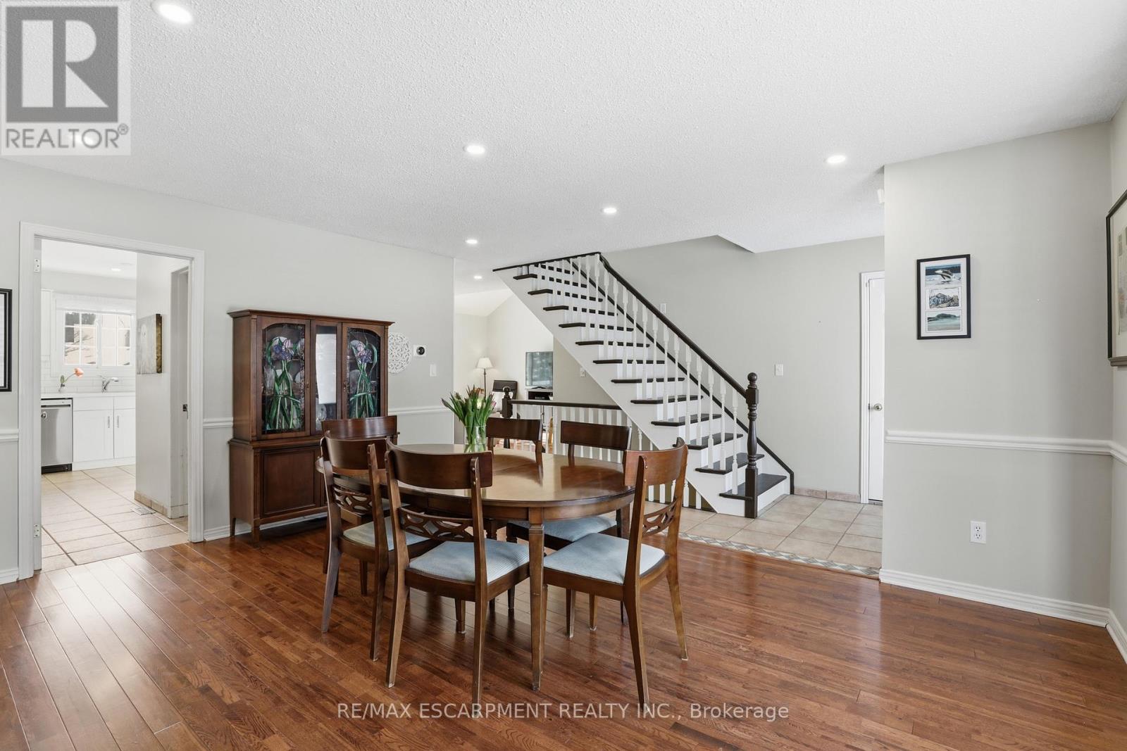 7 - 105 Wilson Street W, Hamilton, Ontario  L9G 3A9 - Photo 7 - X12777078