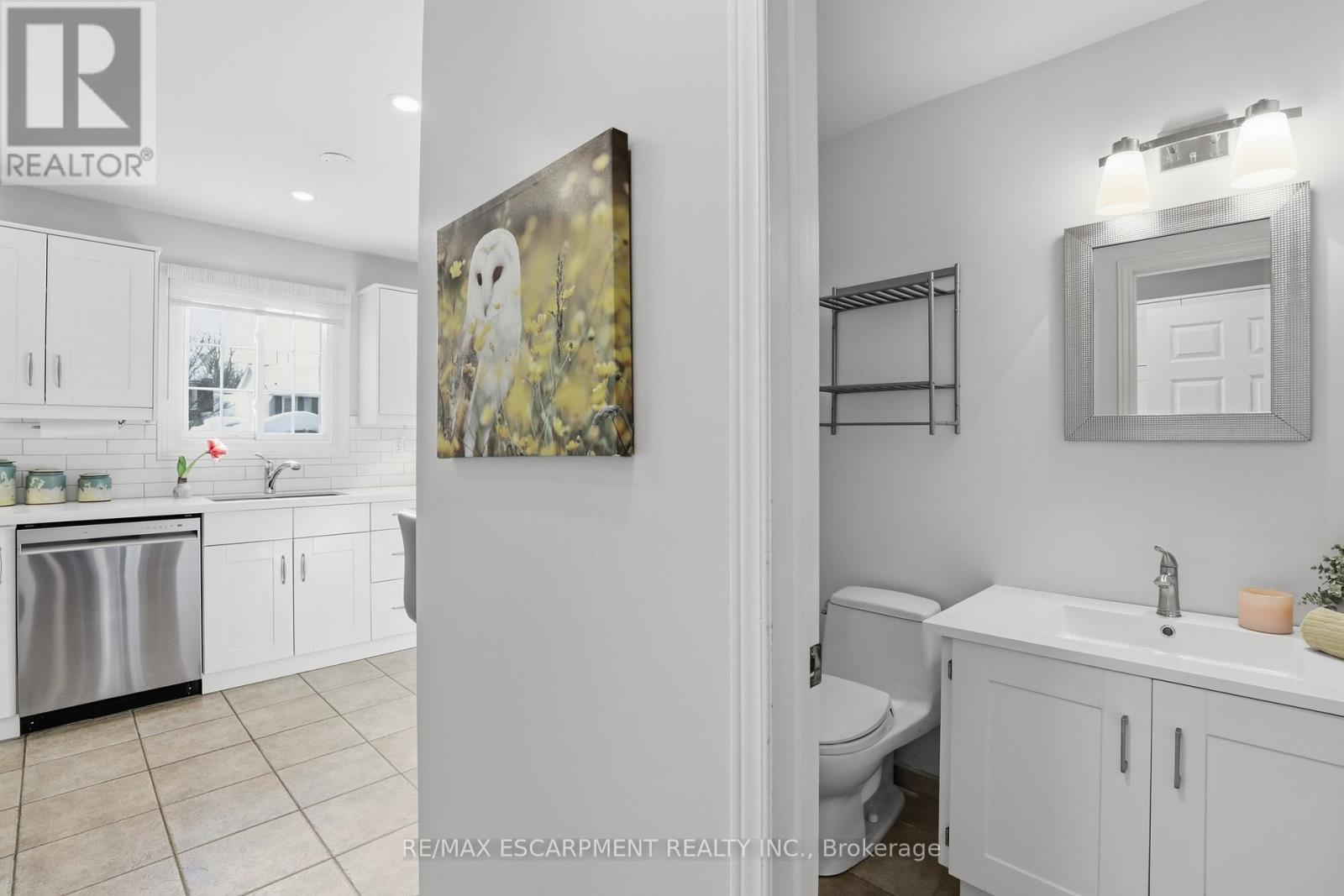 7 - 105 Wilson Street W, Hamilton, Ontario  L9G 3A9 - Photo 9 - X12777078