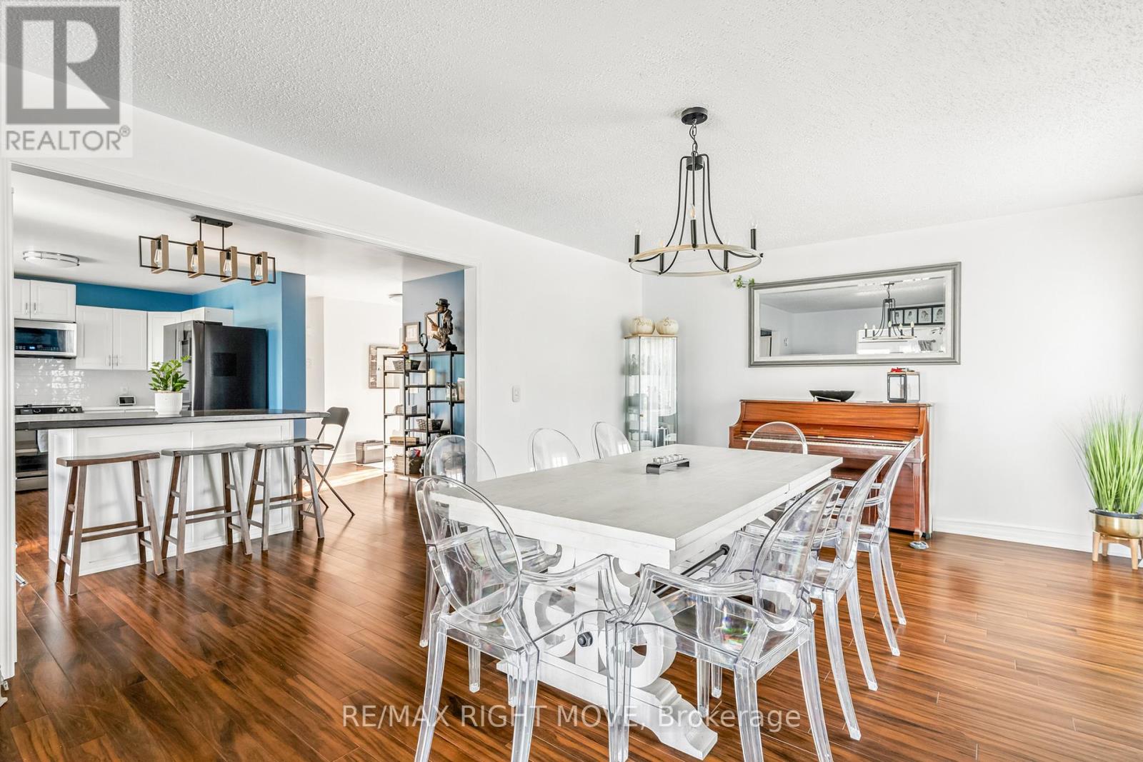 35 Cedar Bay Road, Kawartha Lakes (Carden), Ontario  L0K 1B0 - Photo 13 - X12777118