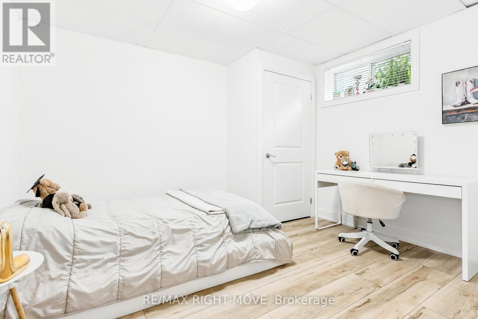 35 Cedar Bay Road, Kawartha Lakes (Carden), Ontario  L0K 1B0 - Photo 25 - X12777118