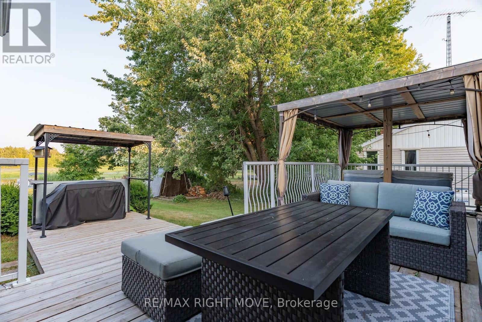 35 Cedar Bay Road, Kawartha Lakes (Carden), Ontario  L0K 1B0 - Photo 29 - X12777118