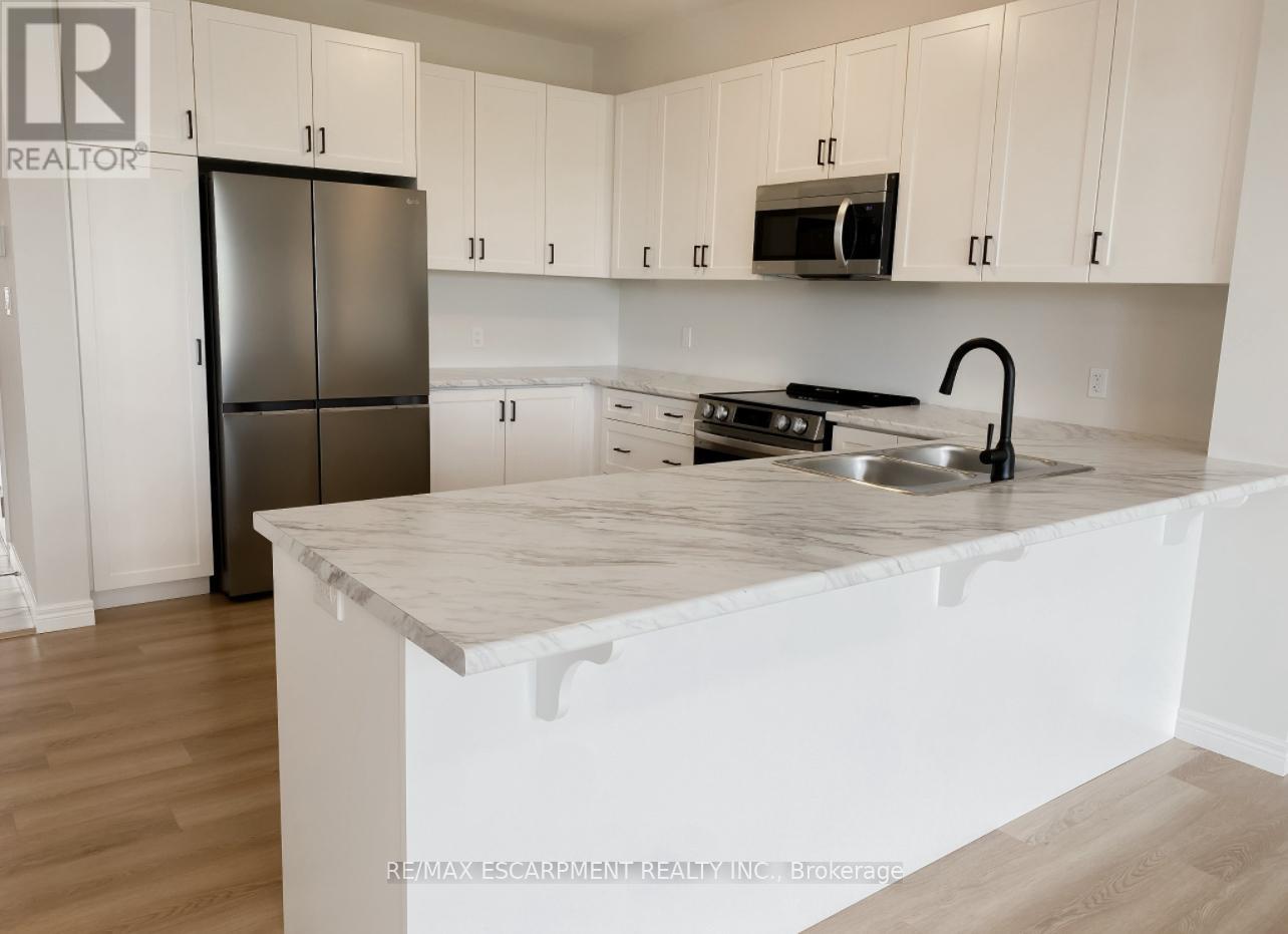 57 Lloyd Davies Way, Hamilton, Ontario  L0R 1C0 - Photo 8 - X12777124