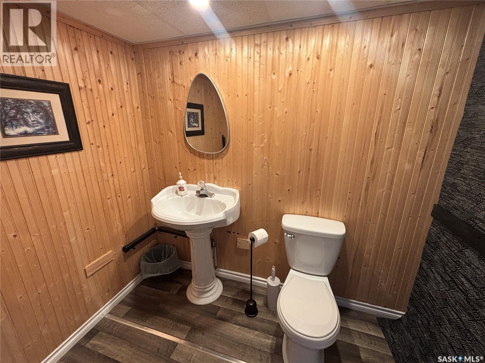 104 2nd Avenue W, Biggar, Saskatchewan  S0K 0M0 - Photo 10 - SK027825