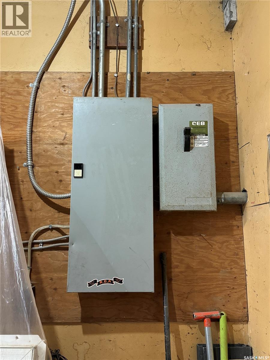 104 2nd Avenue W, Biggar, Saskatchewan  S0K 0M0 - Photo 32 - SK027825