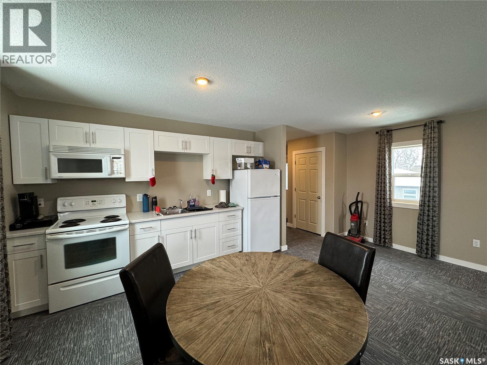 104 2nd Avenue W, Biggar, Saskatchewan  S0K 0M0 - Photo 15 - SK027825