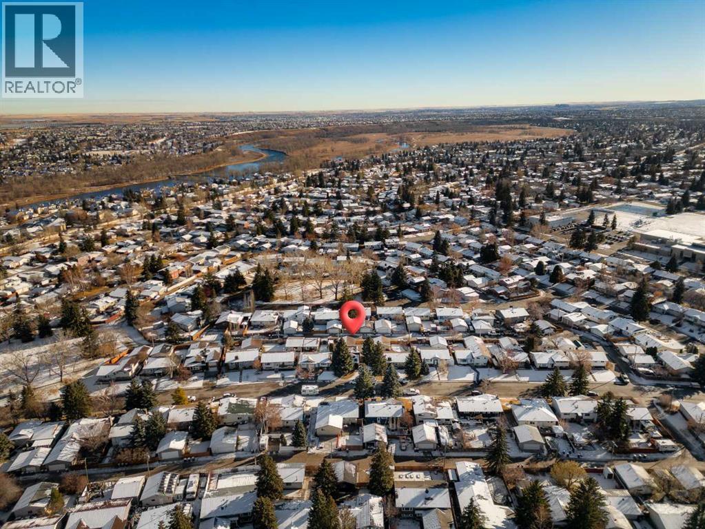 256 Queen Tamara Way Se, Calgary, Alberta  T2J 4E7 - Photo 45 - A2278377