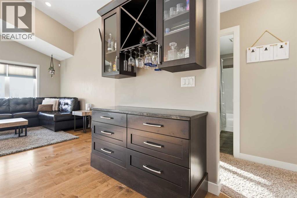 34 Cambridge Close, Blackfalds, Alberta  T4M 0A3 - Photo 11 - A2281202