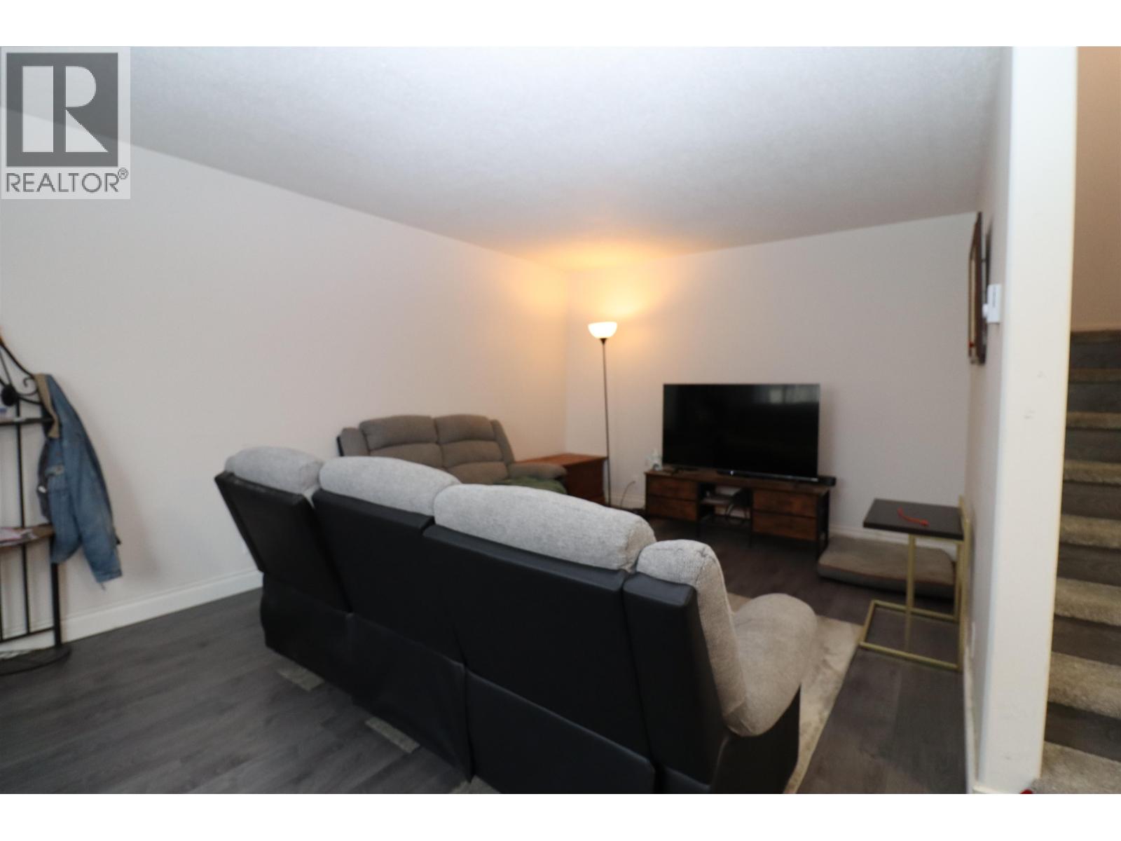 2114 Strathcona Avenue, Prince George, British Columbia  V2L 4Y5 - Photo 7 - R3088653