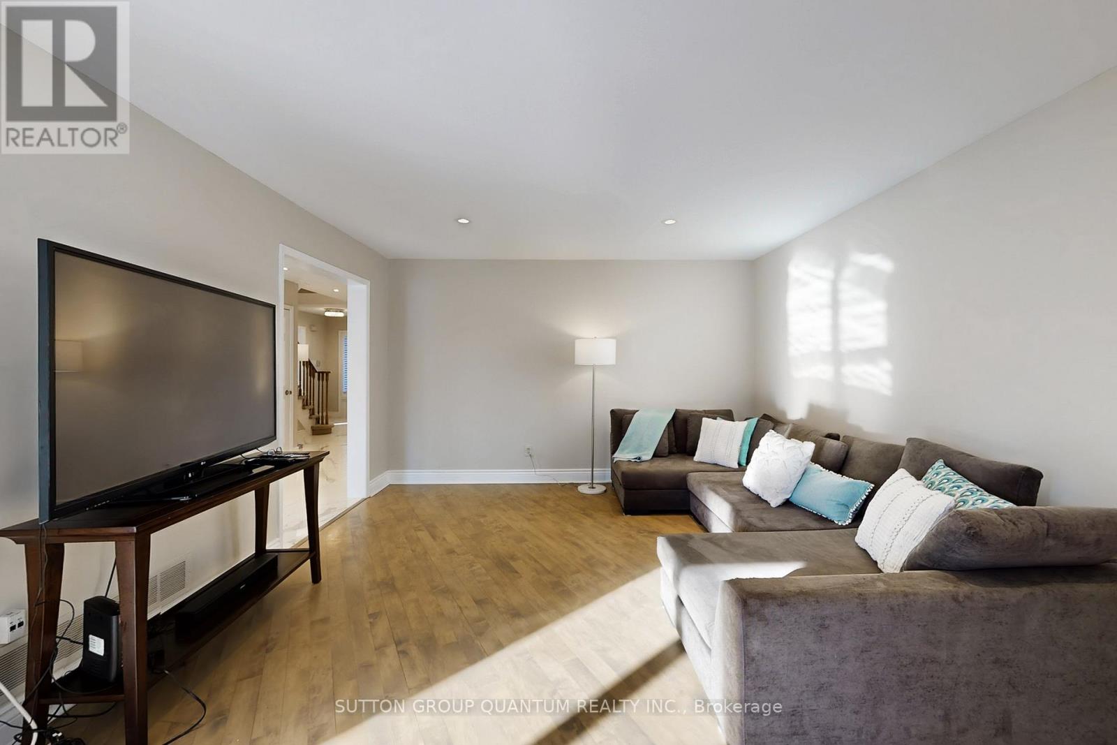 314 Leacock Avenue, Oakville, Ontario  L6H 5J1 - Photo 16 - W12756378