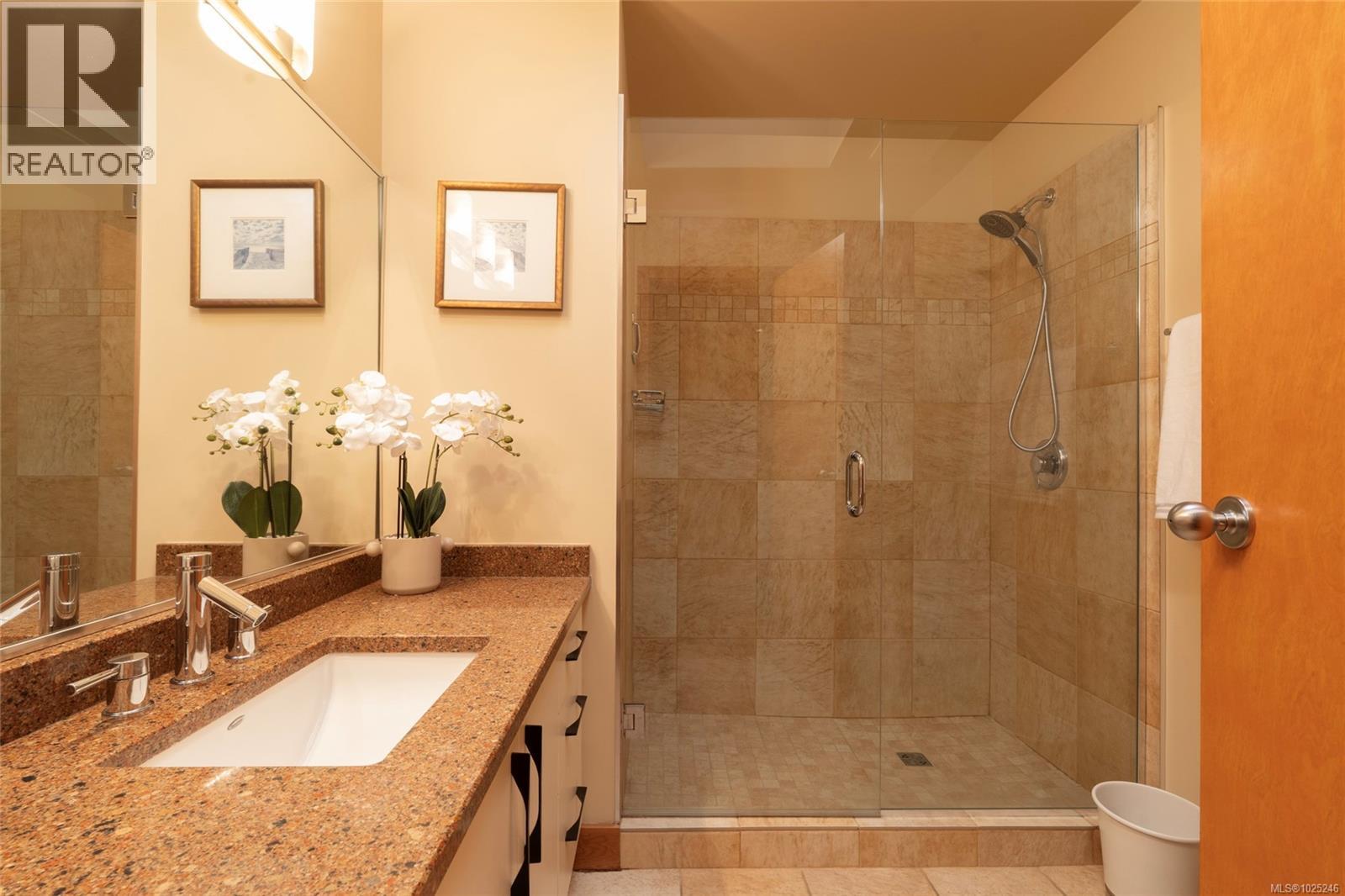 912 Walking Stick Lane, Saanich, British Columbia  V8Y 3H6 - Photo 32 - 1025246