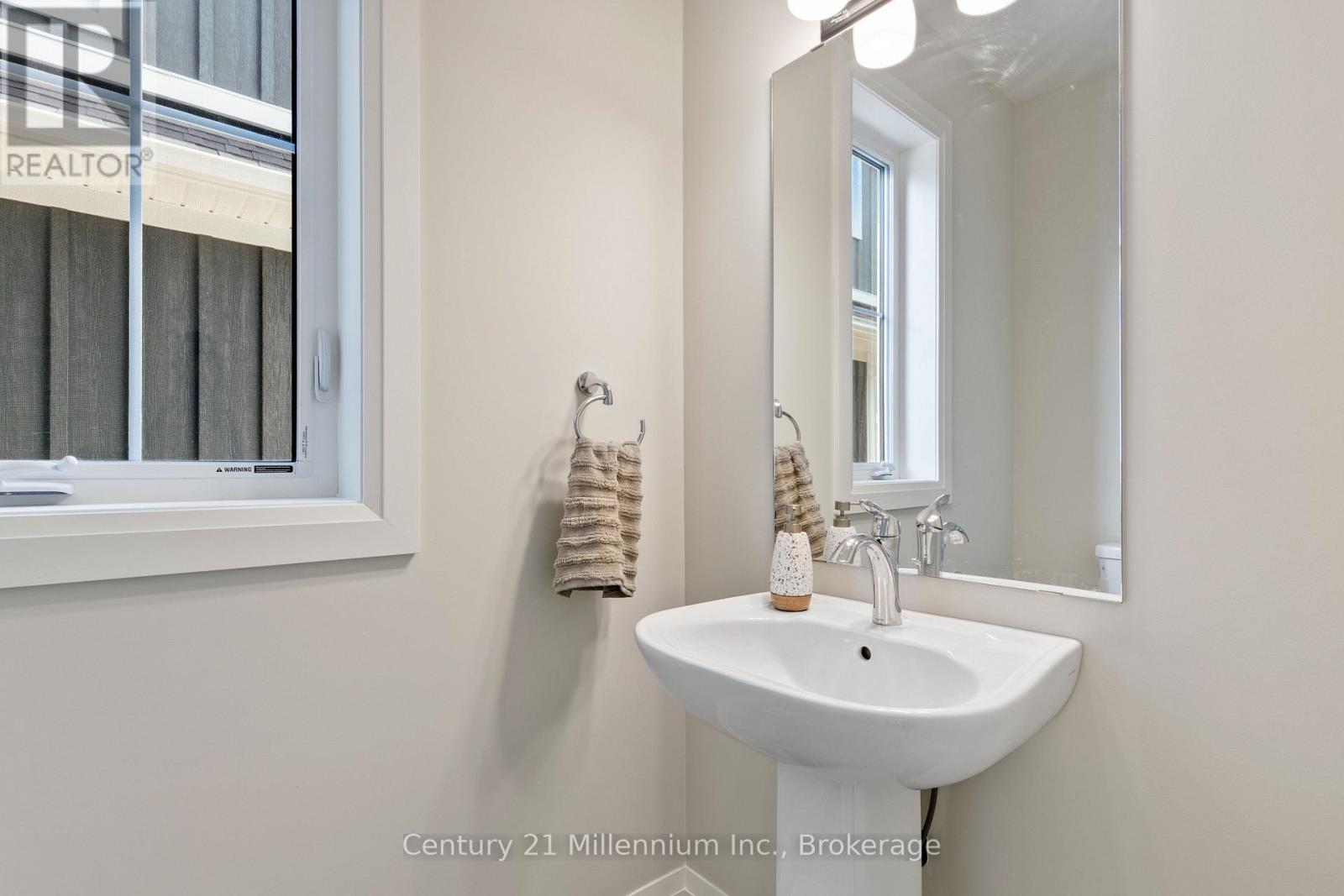 126 Courtland Street, Blue Mountains, Ontario  L9Y 5L8 - Photo 17 - X12777218