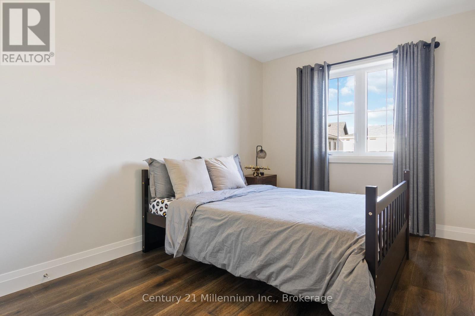 126 Courtland Street, Blue Mountains, Ontario  L9Y 5L8 - Photo 32 - X12777218