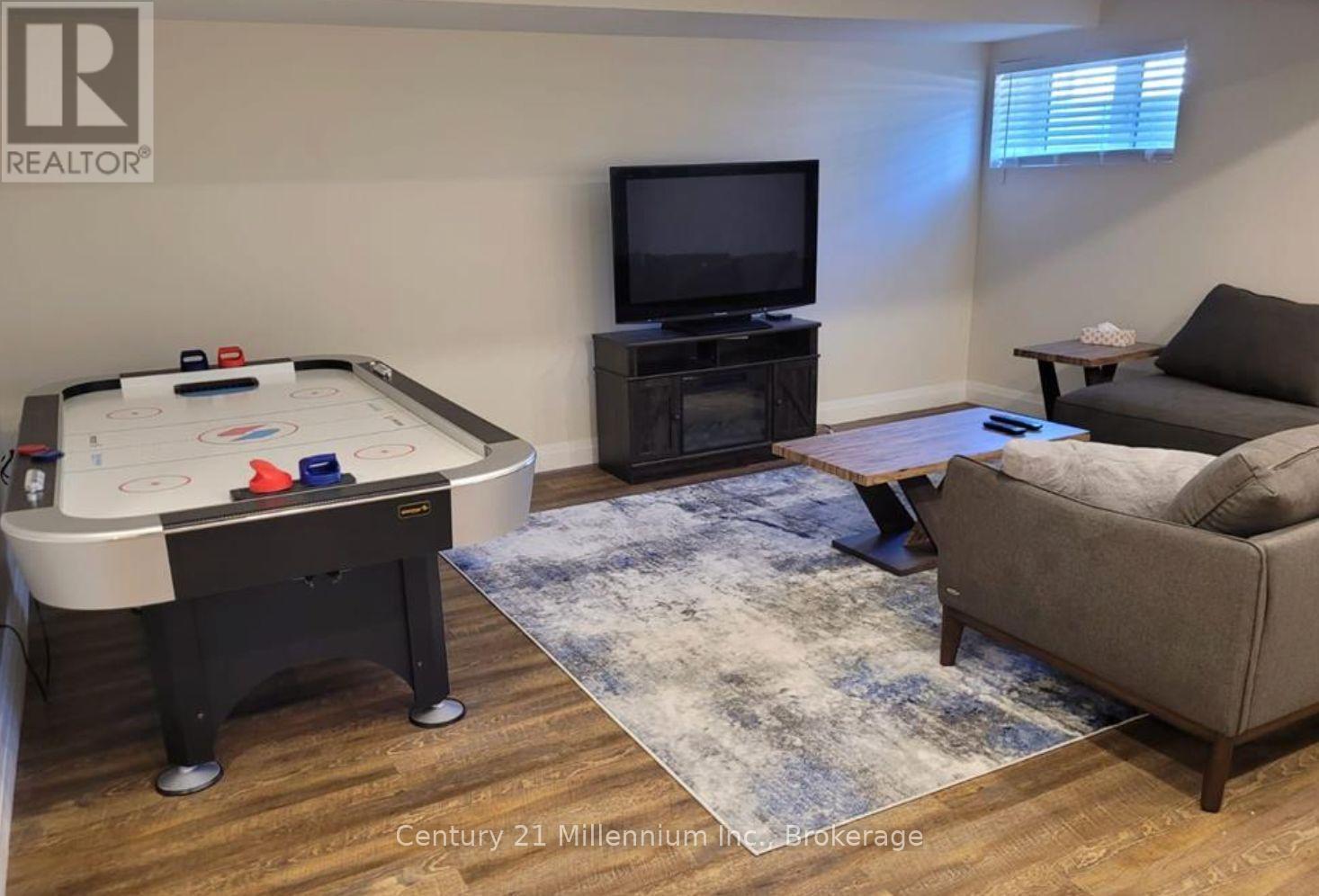 126 Courtland Street, Blue Mountains, Ontario  L9Y 5L8 - Photo 41 - X12777218