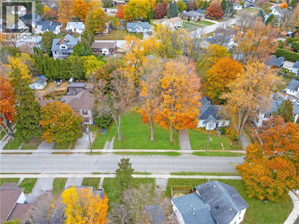 305 Hall Street, Ingersoll, Ontario  N5C 1V8 - Photo 19 - 40804000