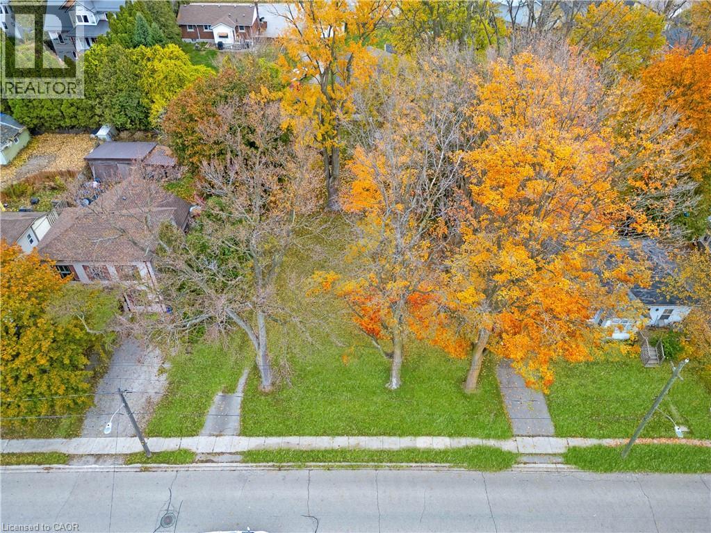 305 Hall Street, Ingersoll, Ontario  N5C 1V8 - Photo 9 - 40804000