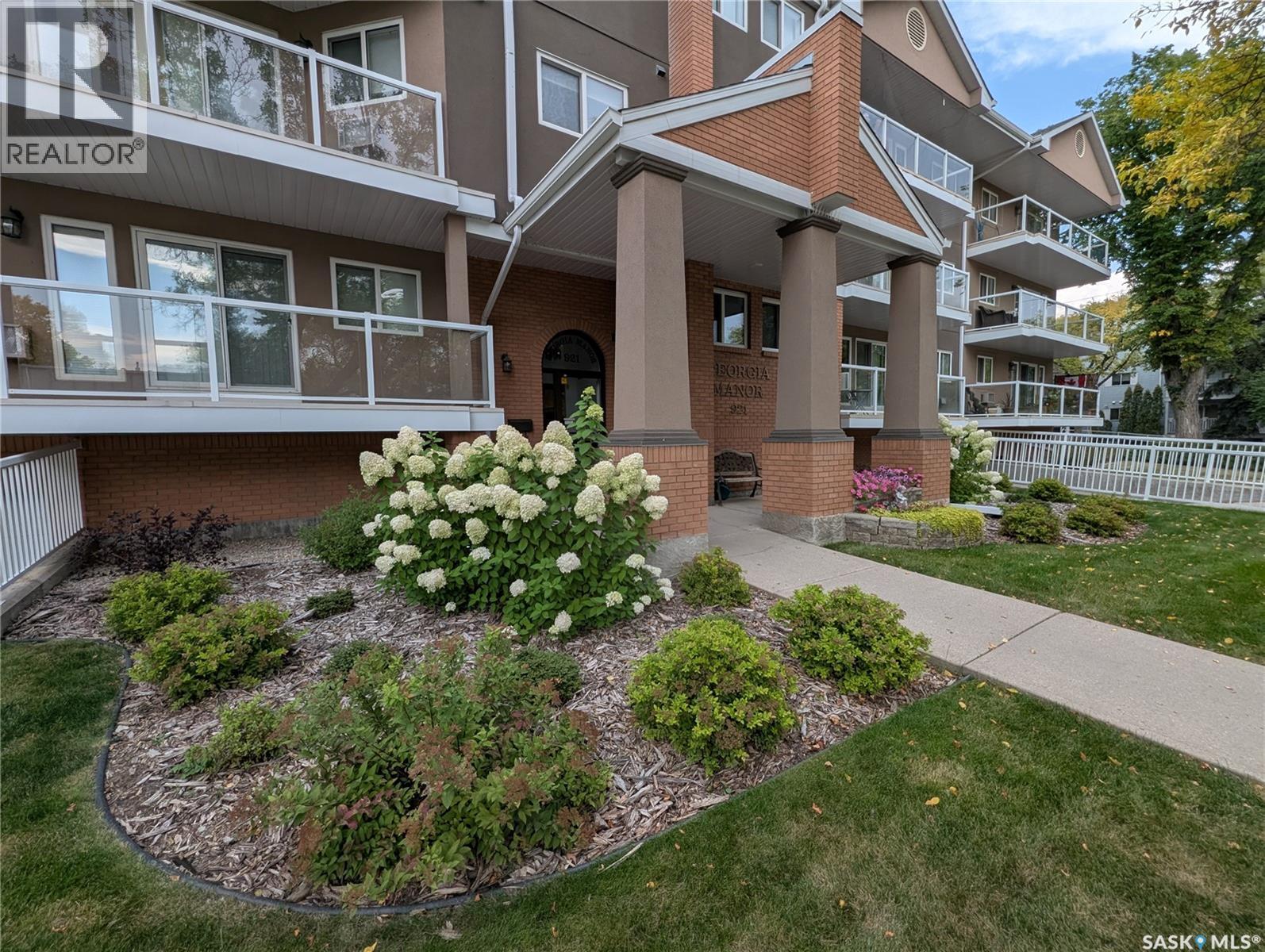 204 921 Main Street, Saskatoon, Saskatchewan  S7H 0K5 - Photo 2 - SK018213