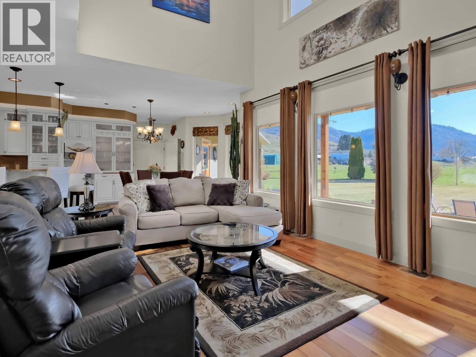 6240 Nursery Road, Grand Forks, British Columbia  V0H 1H9 - Photo 9 - 10375194