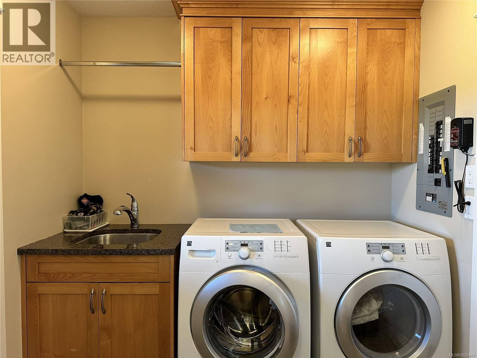 1355 Hodges Rd, French Creek, British Columbia  V9P 2B5 - Photo 21 - 1025479