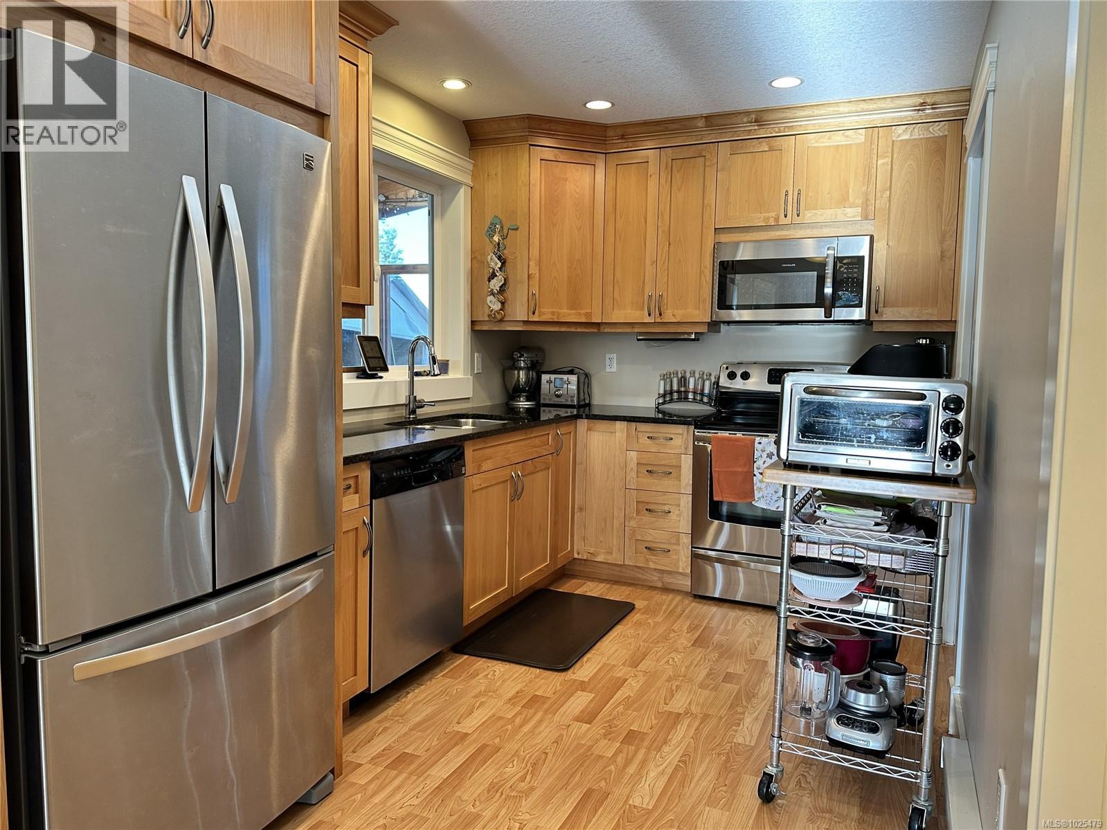 1355 Hodges Rd, French Creek, British Columbia  V9P 2B5 - Photo 10 - 1025479