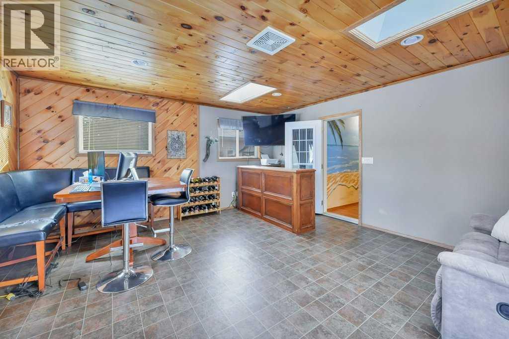 25, 41124 Range Road 282, Rural Lacombe County, Alberta  T4L 2N3 - Photo 16 - A2276459